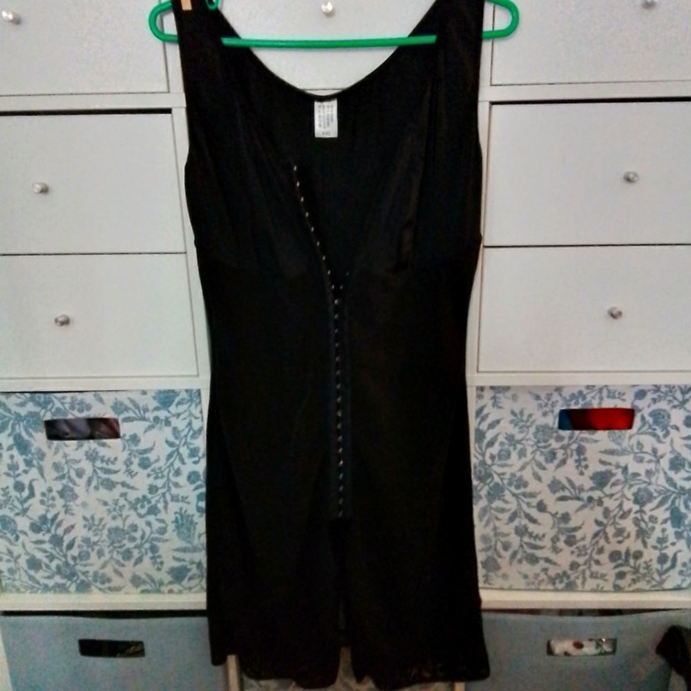 SHAPEWEAR NWT& PRELOVED